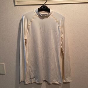 UNDER ARMOUR ヒートギア インナーシャツ 2XL