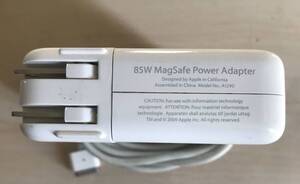 純正 Apple Macbook pro 13/15/17 inch アダプター magsafe1 85 Watt A1290 動作は確認済み