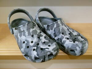 クロックス crocs　サンダル　迷彩柄　Ｍ8Ｗ10　26.0cm　新品