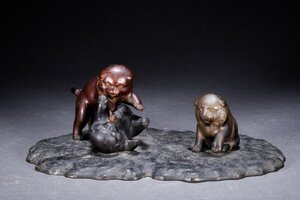 【善古堂】某有名オークション買入 明治時代物 ブロンズ 子犬置物 金工 和風インテリア 当時物保証 骨董品 古美術1225-337S4