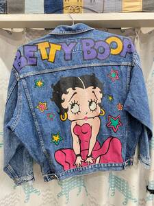 美品・絶版・ヴィンテージ BETTY BOOP betty boop ベティちゃん デニム Gジャン 綿100 Mサイズ 日本製 激レア モンロースタイル ピンク