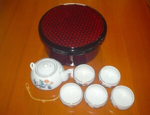 新品　お茶器セット　茶びつ付　急須１個　湯５客　山中漆器　合成漆器