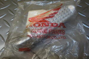 Honda GENUINE ホンダ純正 左側ステップ　VFR400R（NC24）　50630-ML0-720　新品・未使用品　