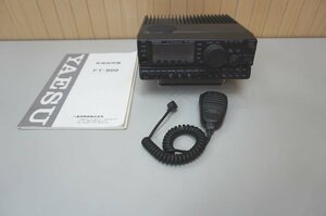 24-0513-1 YAESU　ヤエス　八重洲　無線　HF　TRANSCEIVER　FT-900　マイク　MH-31　セット　取説あり