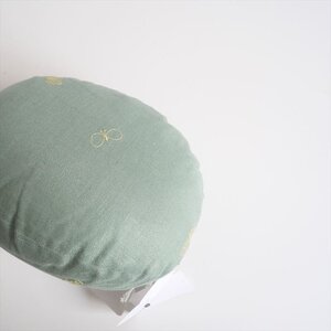 2023 / 未使用 / 伊勢丹「textile for life」購入品 / mina perhonen / egg cushion choucho クッション / EV0894 / 2411-0837