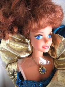 限定ベネフィット バービー人形　Benefit Ball Barbie　未使用?　保管品　※箱はキズ汚れ　マテル社　青いドレス　MATTEL フィギュア