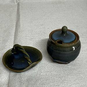 楢岡焼　秋田伝統陶器　シュガーポットと飾り小皿（3053）未使用