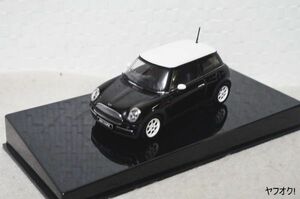 オートアート ミニクーパー 1/43 ミニカー 黒 MINI COOPER