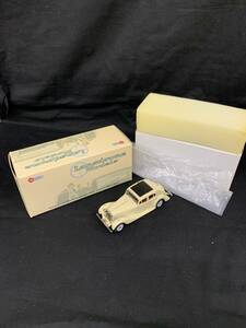 GII6-167【現状品】Brooklin Models LDM53A 1939 MG SA SALOON CREAM ブルックリンモデルズ 箱付 ミニカー