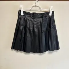 新品 ZARA レザー調プリーツスカート 黒