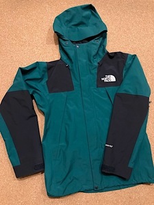 レア★ノースフェイス SUMMIT マウンテンジャケット GORE-TEX 緑/黒 M NP61800★防水透湿 マウンテンパーカー ボタニカルガーデングリーン