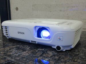 【美品 ケース付】EPSON プロジェクター EB-S02H エプソン