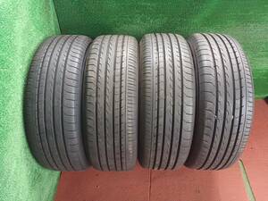 ★埼玉発　ヨコハマ　ブルーアースRV03　215/60R17/96H　2022年製　４本★