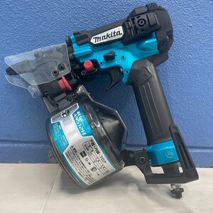 ω未使用品【MAKITA マキタ 高圧エア釘打ち機 50mm AN512HM エア工具 コンプレッサ 現場道具 建築大工 ボディ青 ブルー 作業効率】TK3636