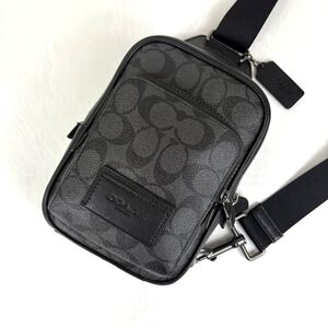 1円《現行モデル×新品未使用》コーチ COACH ショルダーバッグ ボディ フライト サコッシュ シグネチャー レザー メンズ ビジネス 黒