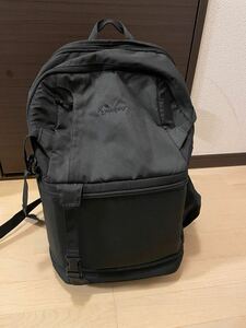 ロープロ Lowepro カメラバッグ 黒 リュック