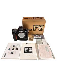 i04 極美品 Nikon F5 ニコン 一眼レフ フィルムカメラ カメラ 付属品 箱付き 動作品