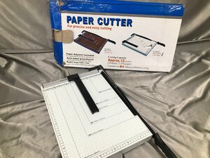 10-17-427 ★J 未使用品　PAPER CUTTER ペーパーカッター 文具 文房具 切断用品 事務用品 カラー ホワイト