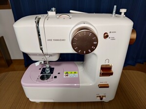 AXE YAMAZAKI　電子ミシン　KA-01　大人のための気分がアガるミシン