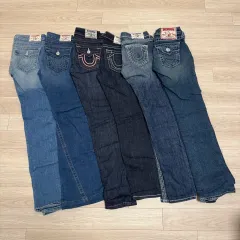 【雷市場（ポンジャン）商品韓国直送】 TRUE RELIGION(トゥルーレリジョン) レディース デニム 出品 (真の関係)