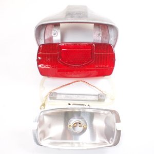 Lambretta Late Series 2 LI TV Tail Lamp Housing & Lens & bulb holder set ランブレッタ 2型後期用 CEVテールボディセット