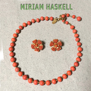 ◆ミリアムハスケル：朱赤コーラル色ネックレス・ピアスセット：ヴィンテージコスチュームジュエリー：Miriam Haskell