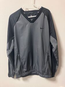 美品☆NIKE GOLF ナイキゴルフ　ハーフジップ　Lサイズ　s6eag 半袖　プルオーバー　ゴルフウェア　グレー　ブラック