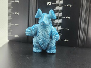 ゴジラ×ガメラ×ウルトラ怪獣 消しゴム エレキング(小)メタリックブルー[24H5検]ポピーGodzillaコレクションGameraフィギュアFigurine特撮