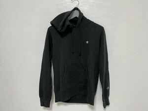 古着■LLサイズ　レディース■Champion　チャンピオン　ムネ刺繍ワンポイントロゴ　パーカ■黒