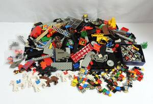 □ LEGO レゴブロック まとめ 6086 ドラゴンナイト城 5988 ナイルの魔宮 6047 ブラックドラゴンカート他 不揃い ジャンク 中古 現状品 ③