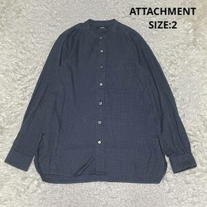 ATTACHMENT アタッチメント Co/Liツイル/オックスチェック バンドカラーシャツ L/S シルク混 カズユキクマガイ サイズ2 ネイビー