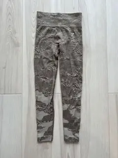 ジムシャークレギンス　ADAPT CAMO SEAMLESS LEGGINGS