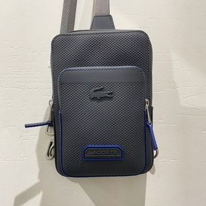 LACOSTE　ラコステ　シャンタコスポーツ ショルダーバッグ　【中目黒R11】