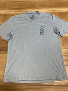 patagonia パタゴニア　p6 ポラライズドtシャツ キャプリーン　ラッシュガード　半袖Tシャツ Tシャツ ２０１４年製　Ｍサイズ　美品