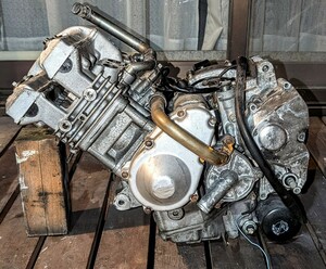 YAMAHA ヤマハ FZR250R 3LN3 規制前 エンジン オーバーホールベースに　希少なオイルフィルターカートリッジタイプ