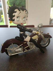 ベティちゃん　ベティ　ベティ・ブープ　Betty Boop　限定　レア　入手困難 フィギュア　人形