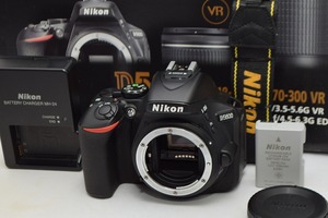 良品★Nikon ニコン D5600 ボディ★元箱付