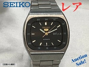 【可動品】SEIKO セイコー 5 7009-205A 腕時計 デイデイド 文字盤 ブラック色 オートマチック