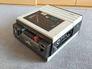 AKAI　ポータブルカセットVTR　VT-350 (中古・ジャンク扱い！)