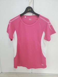 mizuno　女子　半袖Tシャツ　濃いピンク　Msize　スポーツウェア