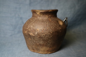 焼物　小壺　検越前六古窯茶道具花器掛花生けうずくまる珍品希少骨董オブジェ時代