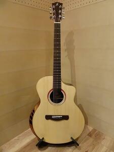 Merida custom Palas Acousticギター