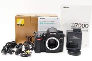 美品 シャッター数7074回 Nikon デジタル一眼レフカメラ D7000 ボディ