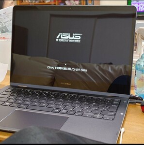 ASUS ZenBook Flip S UX370UA-8250 ノートPC13.3型 /Windows10 Home /intel Core i5 /メモリ：8GB /SSD：256GB /タッチパネル対応