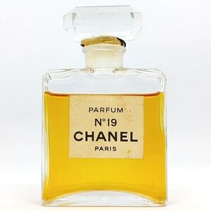 CHANEL シャネル No.19 パルファム 28ml ☆残量たっぷり　送料450円