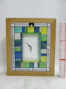 置き時計　壁掛け時計 ステンドグラス ガラスか　テストＯＫ現状木枠の上部に木やにがよくみて（写真５）　送料が説明欄に記入