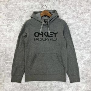 X ◇ 着心地抜群 ゴルフウェア OAKLEY オークリー 長袖 裏起毛 スウェット / プルオーバー パーカー S メンズ トップス 古着 フーディー