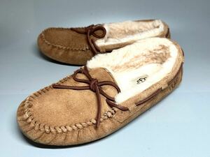 【即決】UGG 25cm モカシン レディース US8 ムートン デッキシューズ アグ 茶色 ブラウン スリッポン カジュアル シューズ くつ リボン 靴