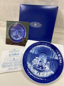 ROYAL COPENHAGEN　ロイヤルコペンハーゲン　イヤープレート　飾り皿　洋食器　陶磁器　1990年