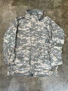 米軍実物！希少！美品！USA製！ECWCS ACU GORE-TEX UCPゴアテックスパーカー MILITARY 迷彩 ミリタリー 大きいサイズ(L-L)430